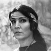 Слухати Джуна Давиташвили – Белый снег