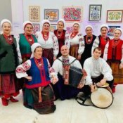 Слухати Глядки – Ой, піду я на ярмарок