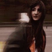 Обкладинка Victoria Niro – Замало