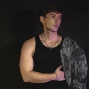 Обкладинка TESLENKO – Не віддам