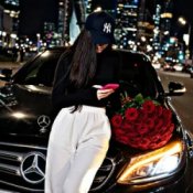 Обкладинка ZVUCAR – Фартовая Мадам