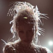 Обкладинка Miley Cyrus – End Of The World