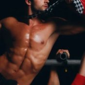 Слухати Chloe Qisha – YDH