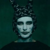 Слухати Jagwar Twin & Sir Lucius – welcome to the circus