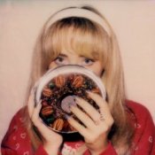Обкладинка Sabrina Carpenter – Buy Me Presents