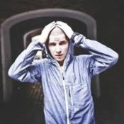 Обкладинка Денис Лирик – Я люблю её, мам Гитара