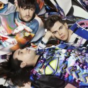 Слухати Klaxons – Golden Skans