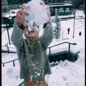 Обкладинка Эндшпиль feat. МанТанА – Новогодний