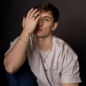 Обкладинка TESLENKO – Поруч (KARMV REMIX)