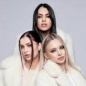 Слухати SEREBRO – Снег идет