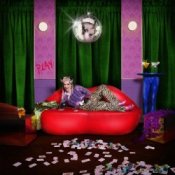 Слухати LVL1 – FAMOVZ