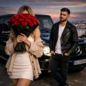 Слухати Y.K. Music – Крок за кроком