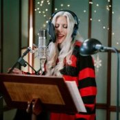 Обкладинка Lady Gaga – Santa Claus Is Coming To Town