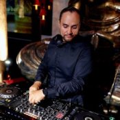 3NT Vs. DJ Renat - Apple Pie