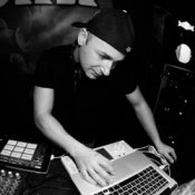 Обкладинка Andrea Ribeca – Free To Fly