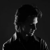 Обкладинка USTYM – Небезпечна