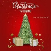 Слухати DM Production – Christmas Is Coming