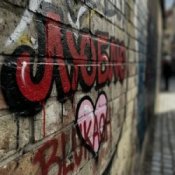 Слухати BLUKACH – Люблю